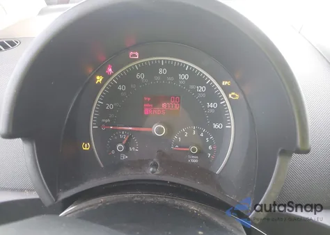 2009 Volkswagen New Beetle 2.5L from USA, damaged, VIN 3VWRW31C59M506480